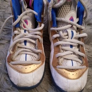 Kids size 1c nike foamposite